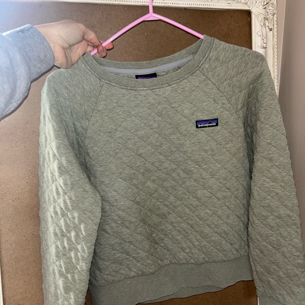 Patagonia Quilted Green Sweatshirt